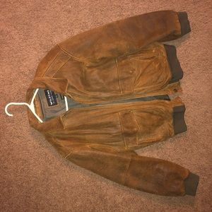 Wilsons Leather Jackets & Coats - Vintage Wilson’s Leather jacket Wilsons Leather Jackets & Coats - Vintage Wilson’s Leather jacket